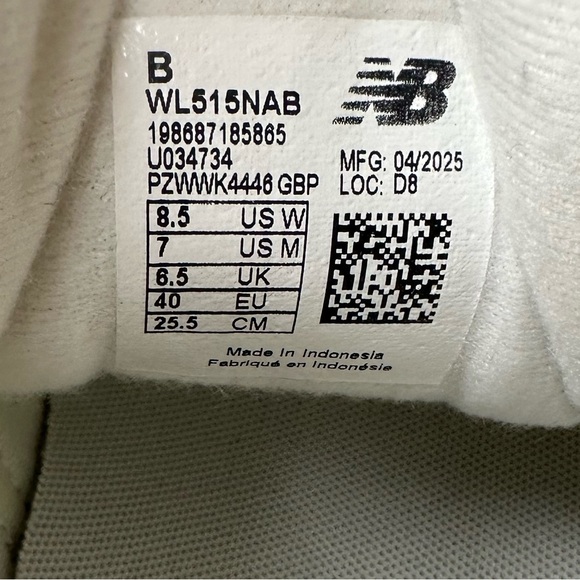 New Balance cream and Mint Sneakers - Picture 6 of 7